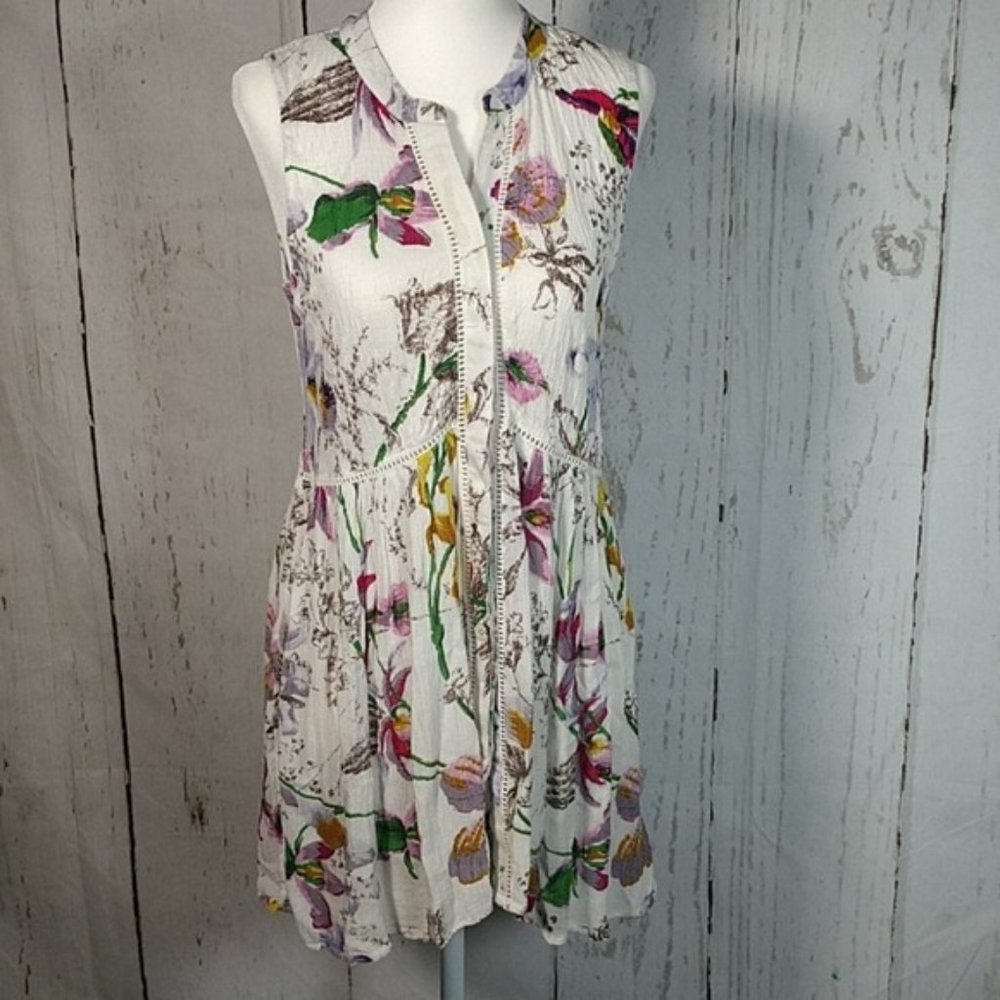 Anthropologie White Floral Nia Tunic Top